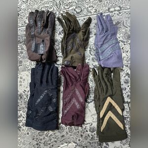 Isotoner Gloves